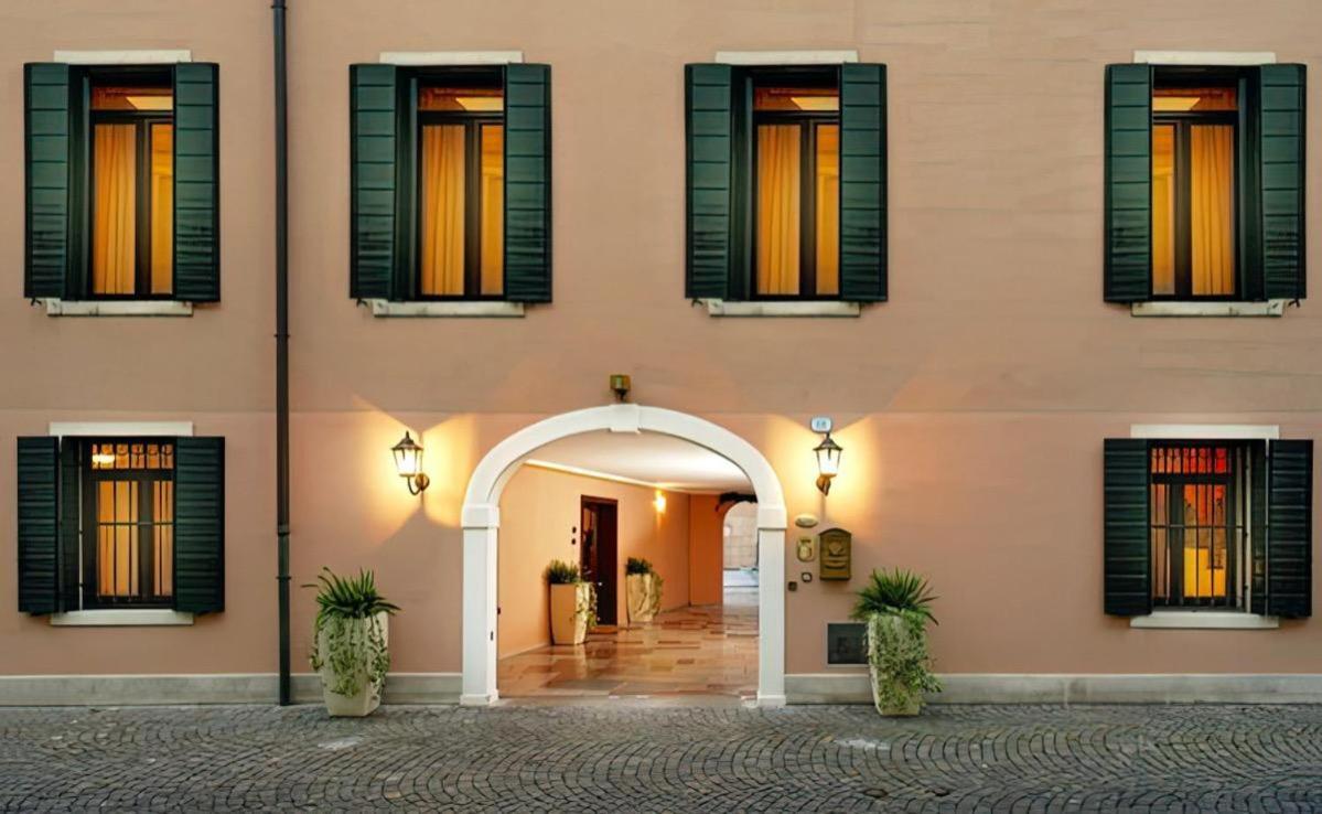 Residence La Fenice Padova Esterno foto